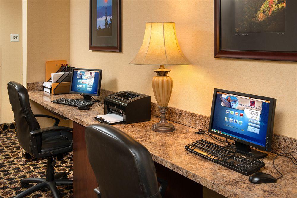 ホテル コンフォート スイーツ プレストンズバーグ ウエスト Prestonsburg エクステリア 写真
